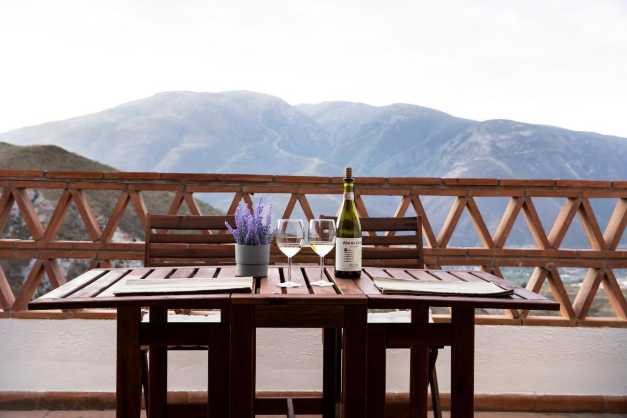 Tuguest Carataunas Apartment Alpujarra المظهر الخارجي الصورة