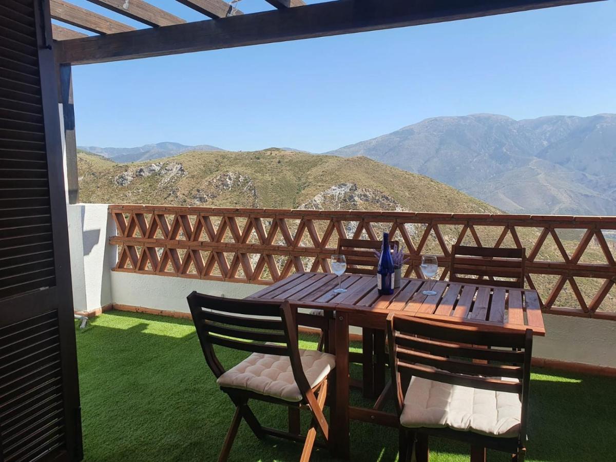 Tuguest Carataunas Apartment Alpujarra المظهر الخارجي الصورة